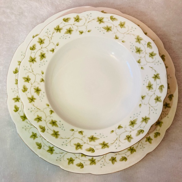 Vintage Dinner Plates Cmielow “Diana” (Set of 6) Made in Poland - Picture 9 of 10